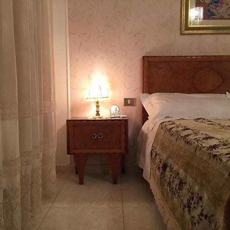 B&B Donna Porzia Trani Eksteriør bilde